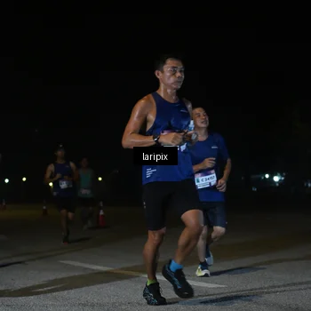 Runner Photo 7566028