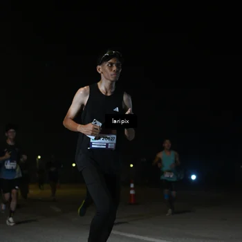 Runner Photo 7566041