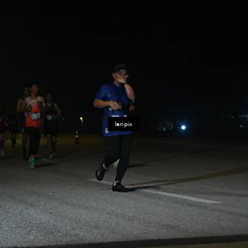 Runner Photo 7566043