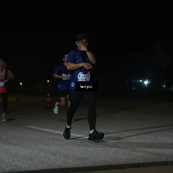 Runner Photo 7566053