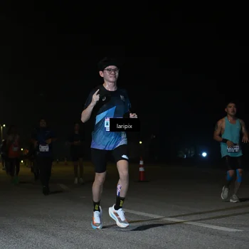 Runner Photo 7566056