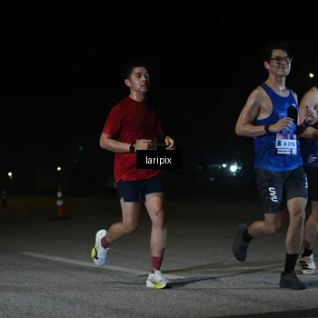 Runner Photo 7566064