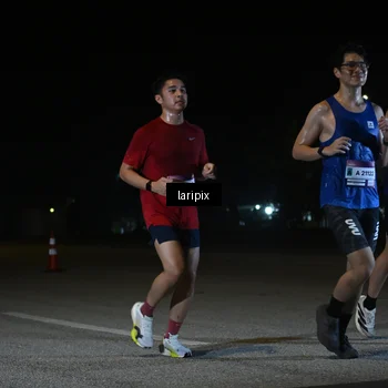 Runner Photo 7566068
