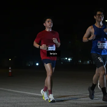 Runner Photo 7566070