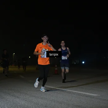 Runner Photo 7566081