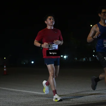 Runner Photo 7566083