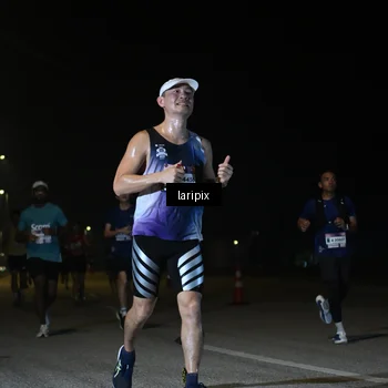 Runner Photo 7566090