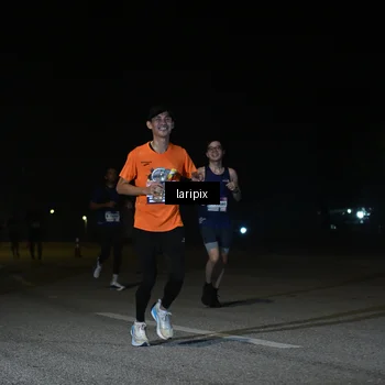 Runner Photo 7566094