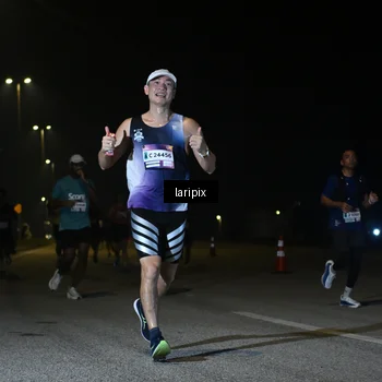 Runner Photo 7566095