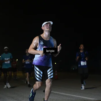Runner Photo 7566098