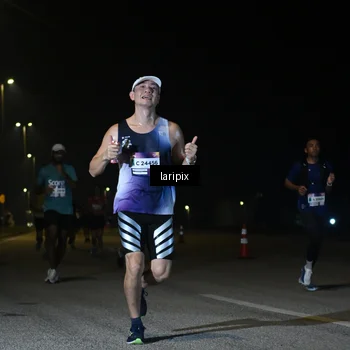 Runner Photo 7566099