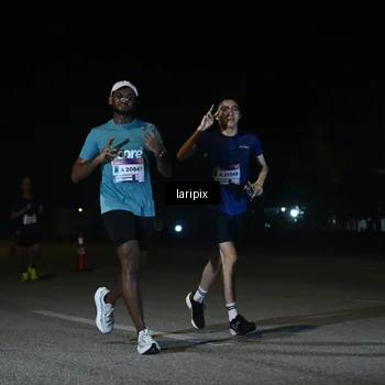 Runner Photo 7566104
