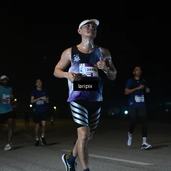 Runner Photo 7566106