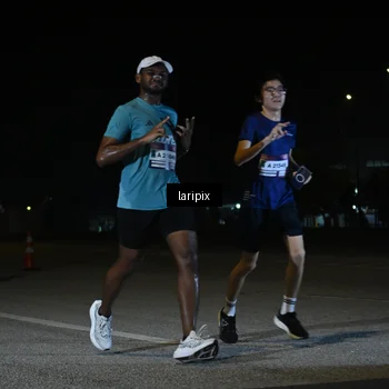 Runner Photo 7566111