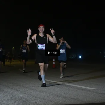 Runner Photo 7566119