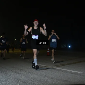 Runner Photo 7566120