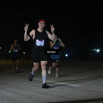 Runner Photo 7566123