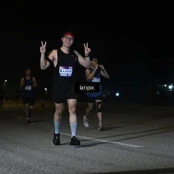 Runner Photo 7566124