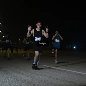 Runner Photo 7566126