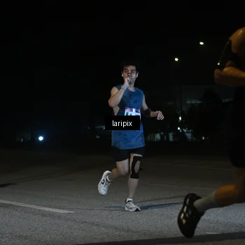 Runner Photo 7566132
