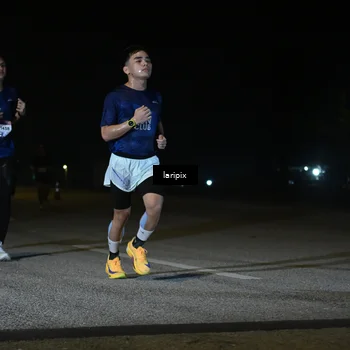 Runner Photo 7566137