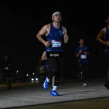 Runner Photo 7566139