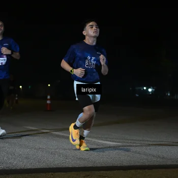 Runner Photo 7566141