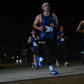 Runner Photo 7566144
