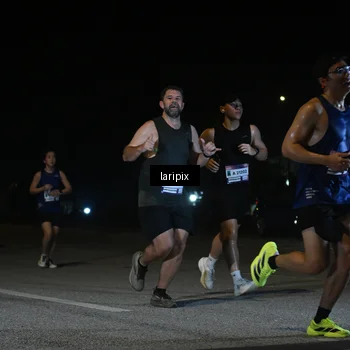Runner Photo 7566171