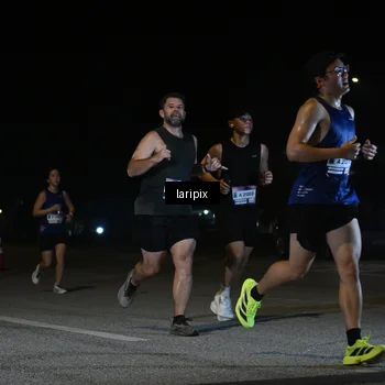 Runner Photo 7566172