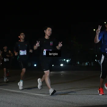 Runner Photo 7566173