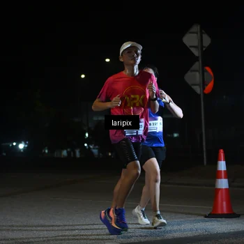Runner Photo 7566182