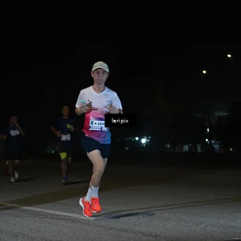 Runner Photo 7566194