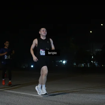 Runner Photo 7566206