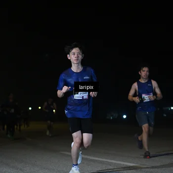 Runner Photo 7566273