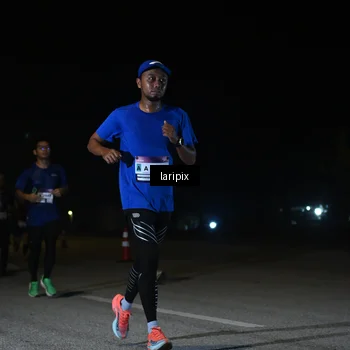 Runner Photo 7566292