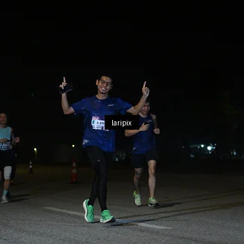 Runner Photo 7566350