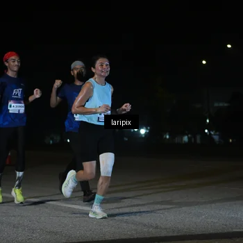 Runner Photo 7566395