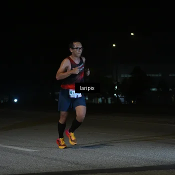Runner Photo 7566437