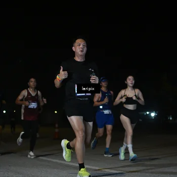 Runner Photo 7566551