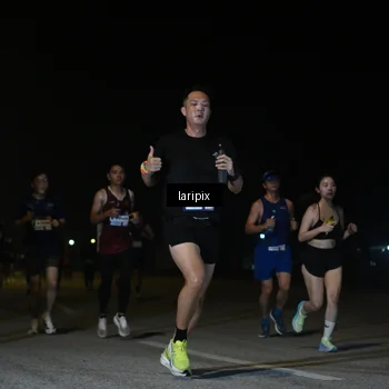 Runner Photo 7566557
