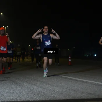 Runner Photo 7566577