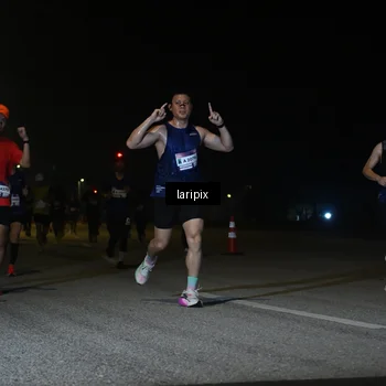 Runner Photo 7566587