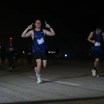 Runner Photo 7566631
