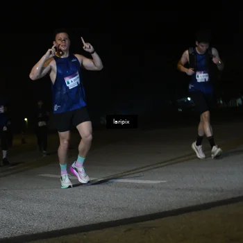Runner Photo 7566659