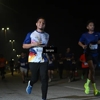 Runner Photo 7566691
