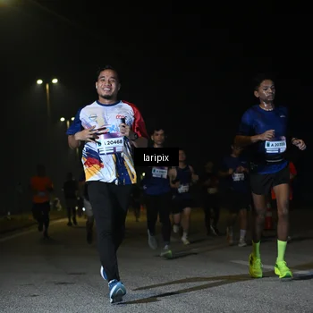 Runner Photo 7566750