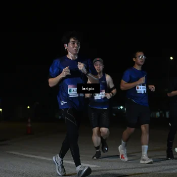 Runner Photo 7566780