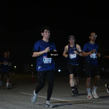 Runner Photo 7566781