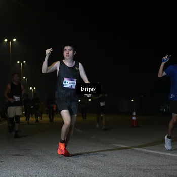 Runner Photo 7566834